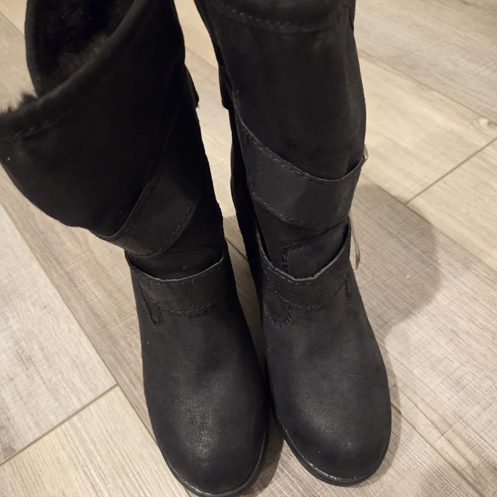 SM NEW YORK BLACK FAUX FUR BOOTIES SIZE 7 NEW